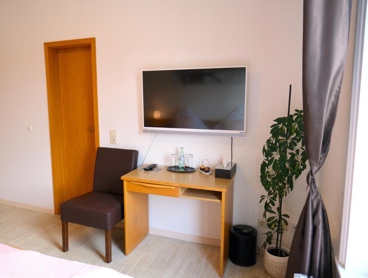 Hotel Zur Linde Salzgitter Ngoại thất bức ảnh